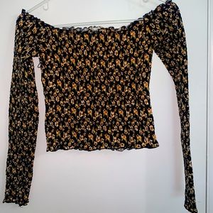Floral Off the shoulder Tee